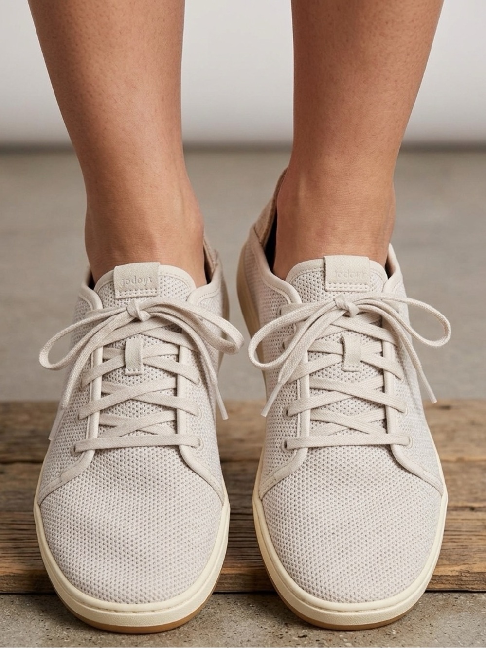 OluKai Shoes Pehuea Li sneakers Size 9.5 light grey mesh fabric 20379-DWDW